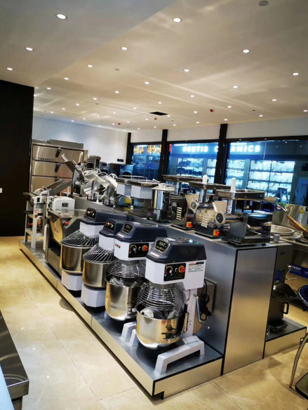 FOOD PROCESSOR