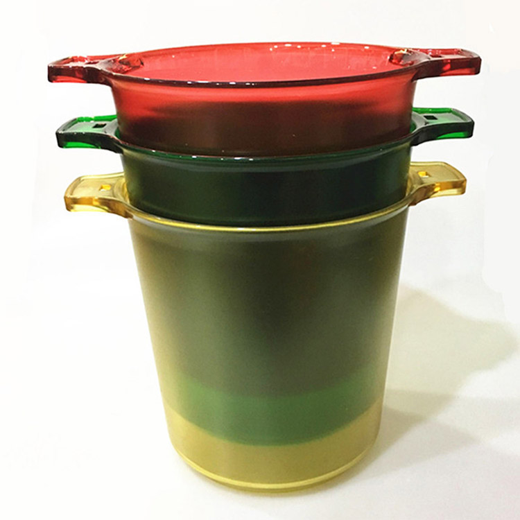 clear-plastic-champagne-bucket