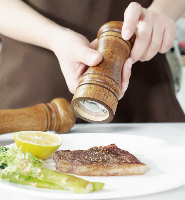 wooden pepper grinder