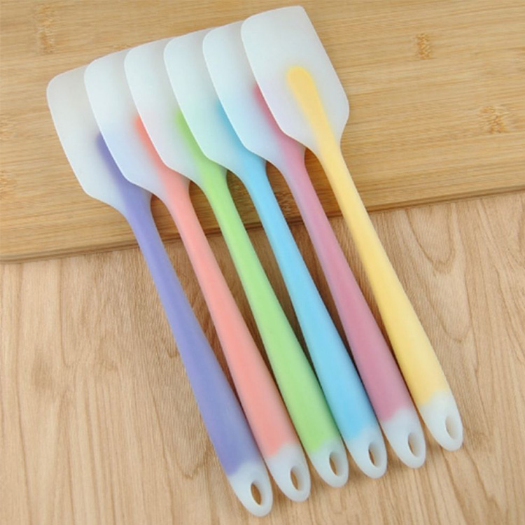 silicone-spoon-spatula-with-wooden-handle