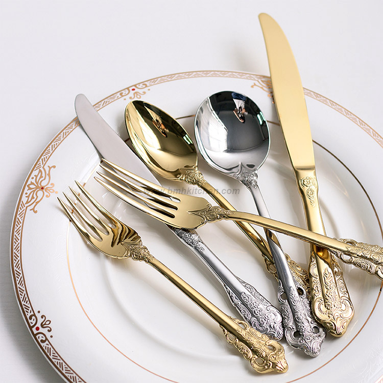 Conjunto de talheres de estilo do palácio