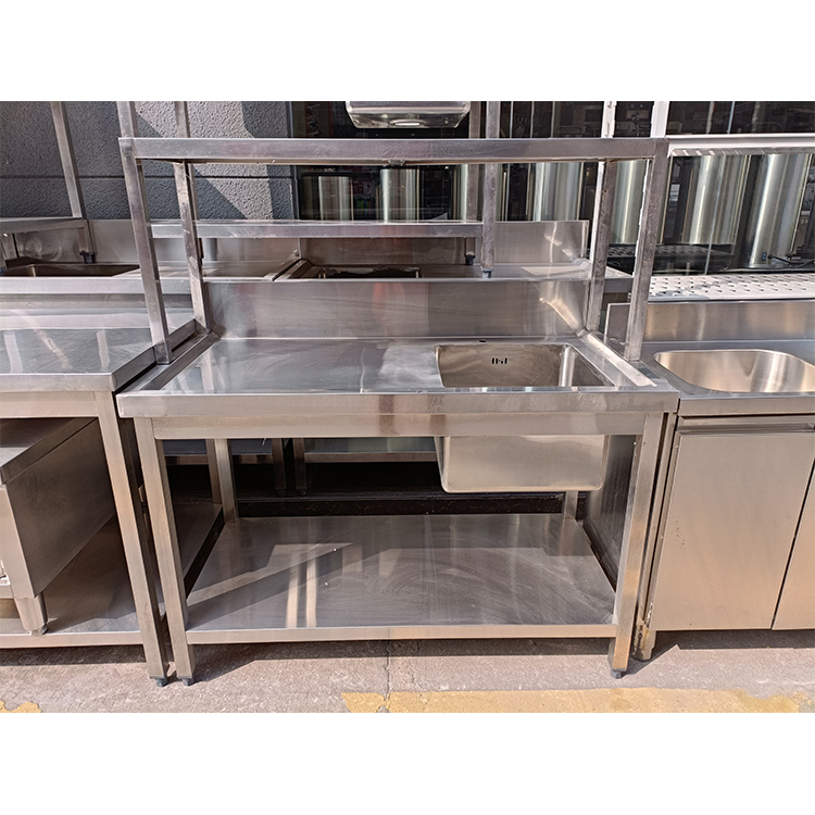 Single Bowl Sink with Drainboard