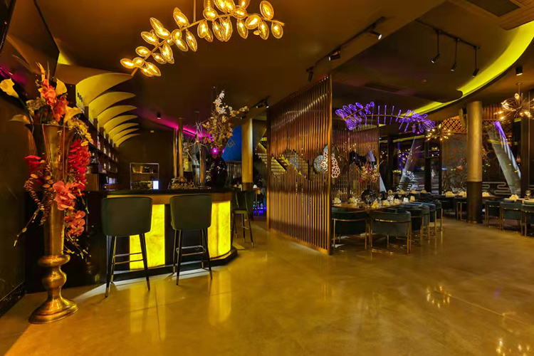 Ommia Restaurant & Event Bar1