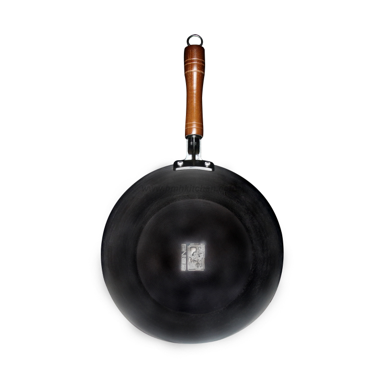 Wooden Handle Iron Pan