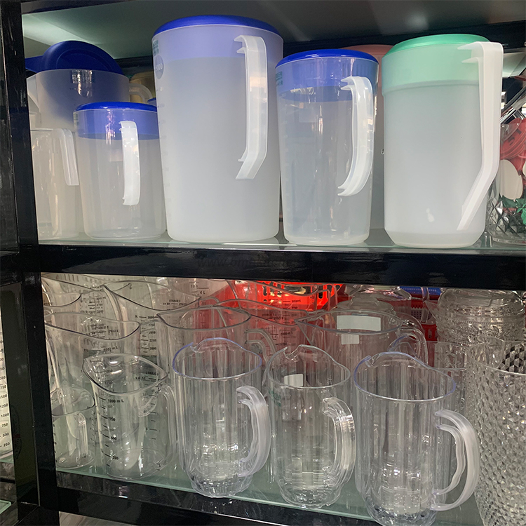 Plastic Graduated Measuring Cup